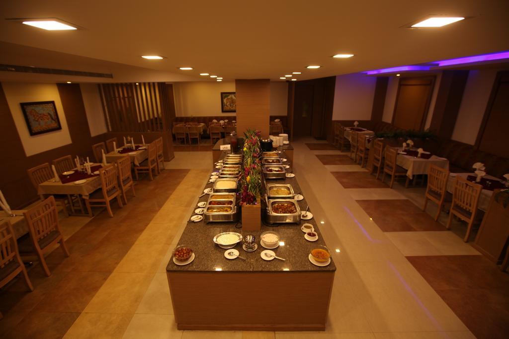 Sterling V Grand Madurai Exterior foto