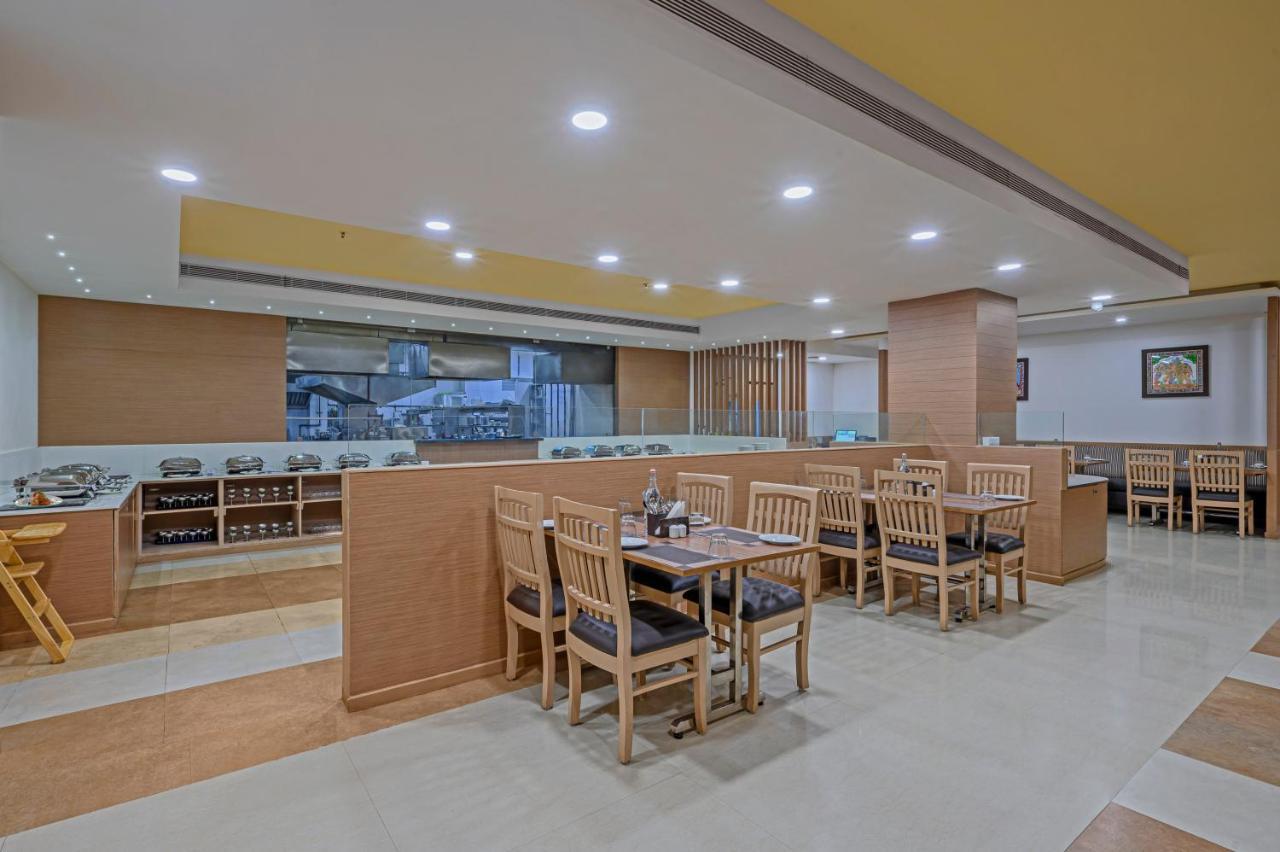 Sterling V Grand Madurai Exterior foto
